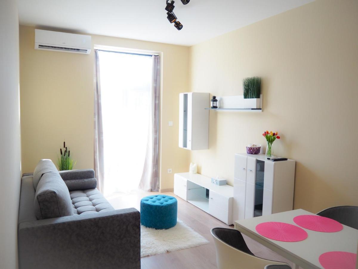 Holiday Apartmanház Harkány Exteriér fotografie